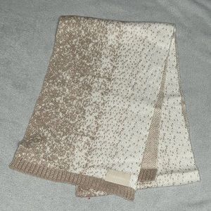 Women’s Calvin Klein scarf  (never used)